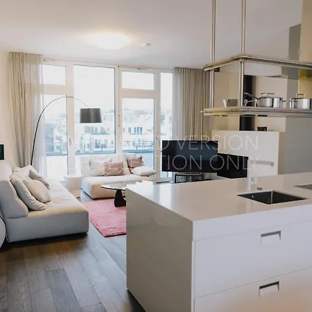 160m² Rooftop Penthouse With Terrace & View Apartment